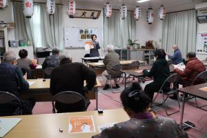 泉町自治会の座談会の様子