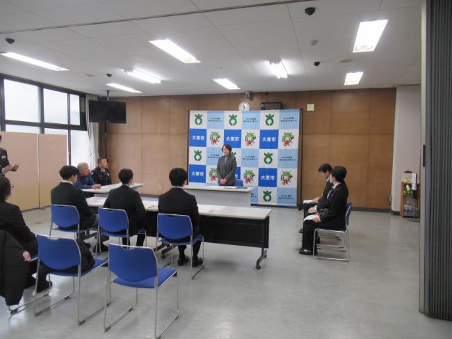 自衛隊入隊・入校予定者 市長表敬