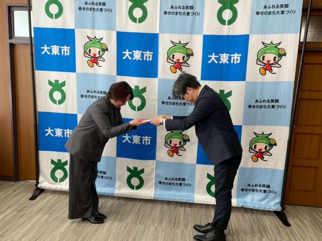 株式会社IDOM様 感謝状贈呈式